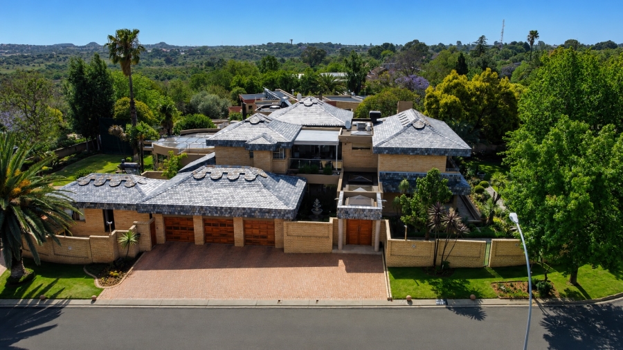 4 Bedroom Property for Sale in Heuwelsig Free State